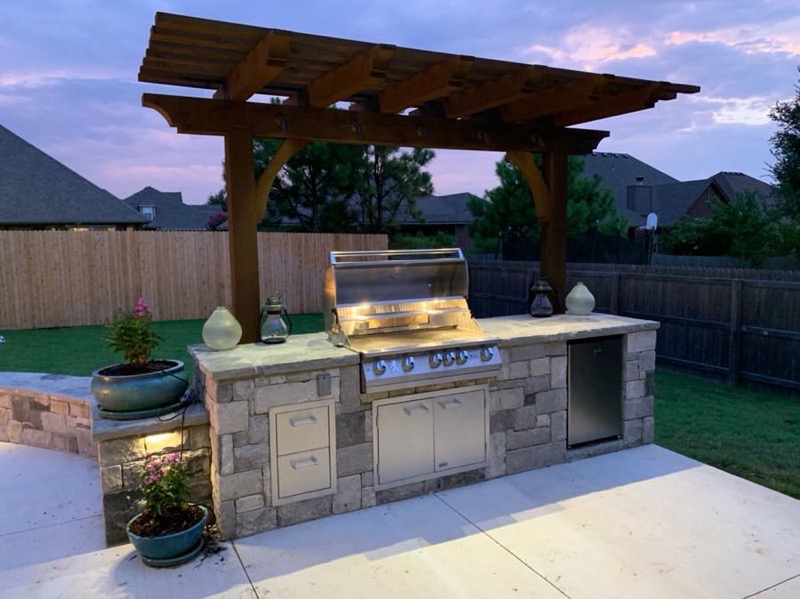 Lion Premium Grills - Outdoor Kitchen