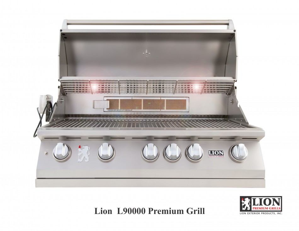 L90000 BBQ Grill @ Lion Premium Grills